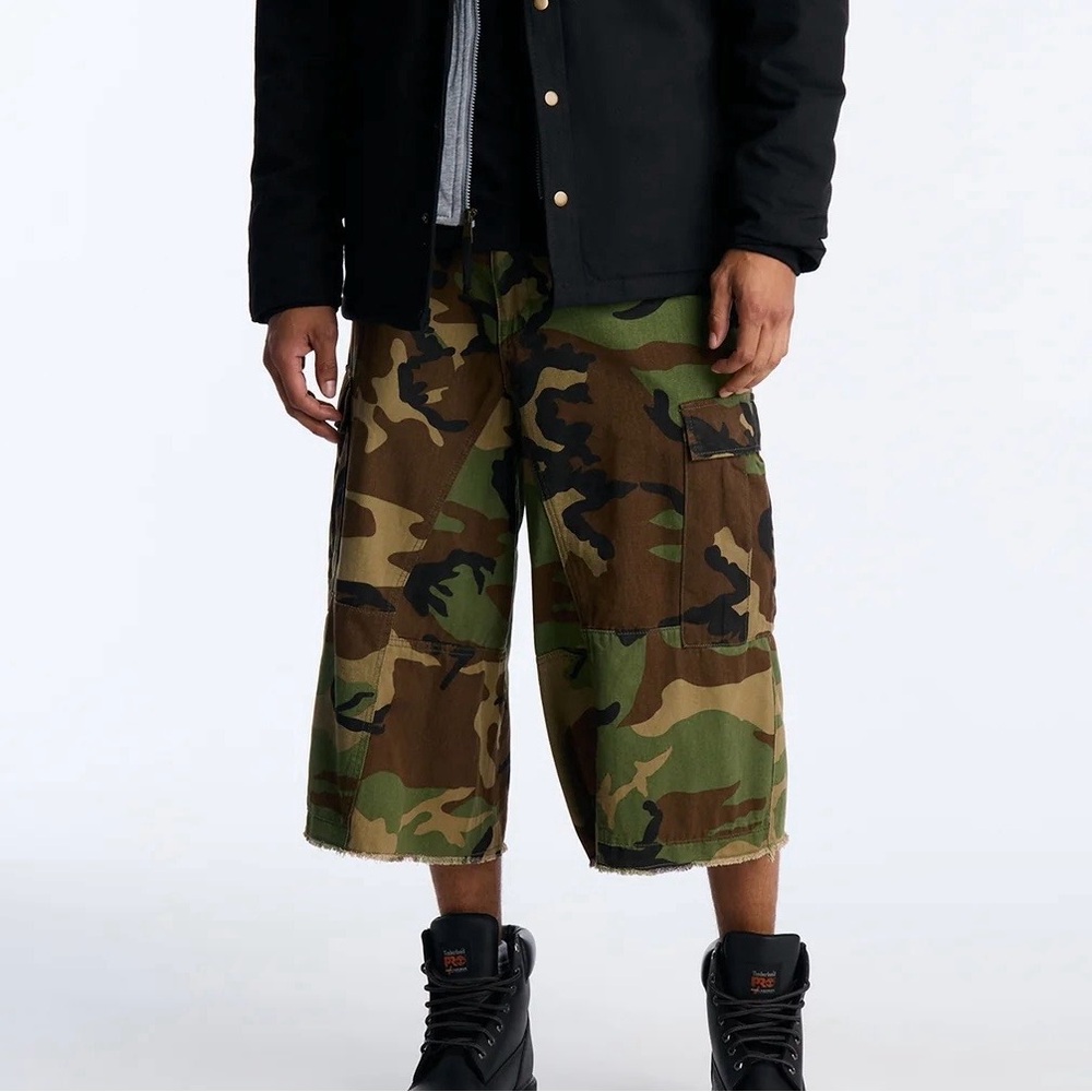 Baggy Cargo Shorts - Camouflage - XL - Picture 5 of 6